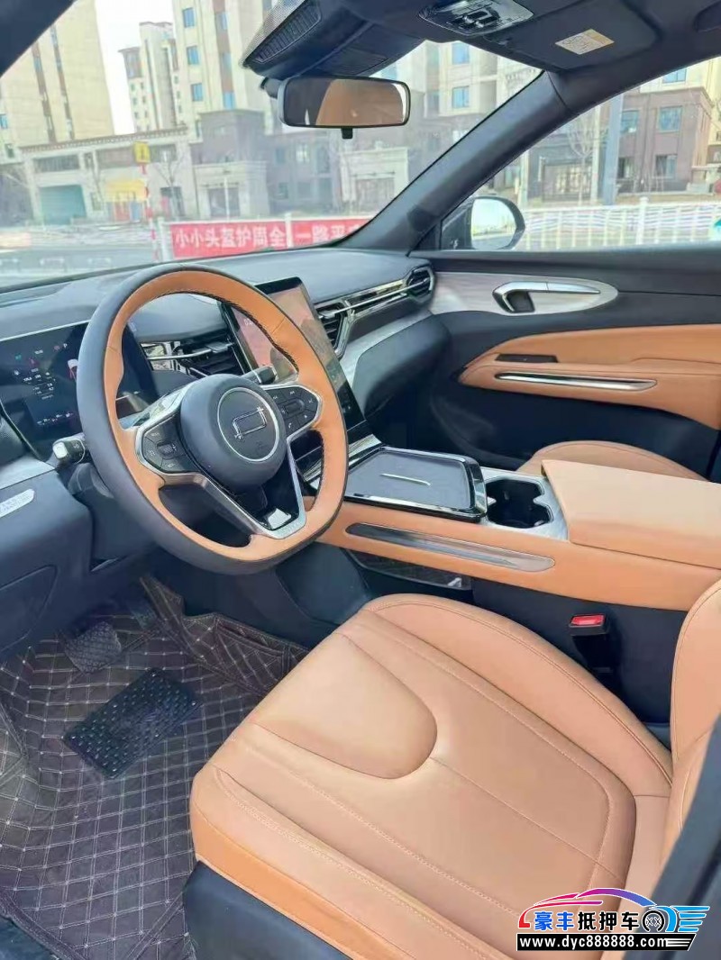 26年奔腾悦意轿车抵押车出售