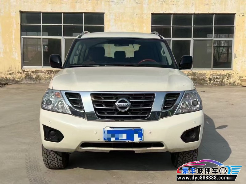 抵押车出售18年日产途乐轿车