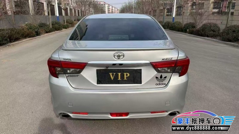 14年丰田锐志轿车抵押车出售