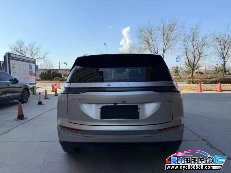 25年埃安Y轿车抵押车出售