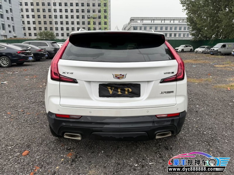 20年凯迪拉克XT4轿车抵押车出售