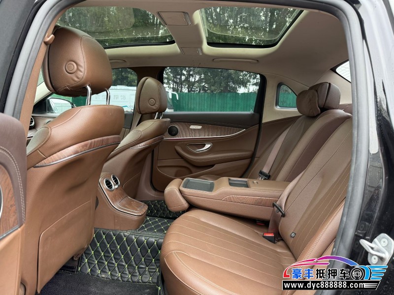 21年奔驰E轿车抵押车出售