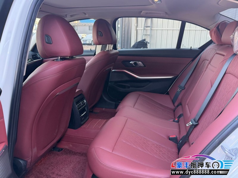 24年宝马i3轿车抵押车出售