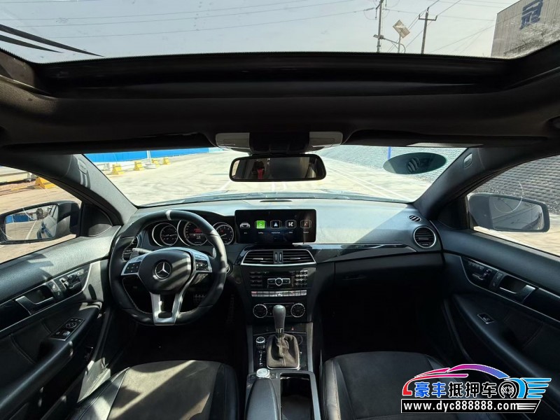 14年奔驰C轿车抵押车出售