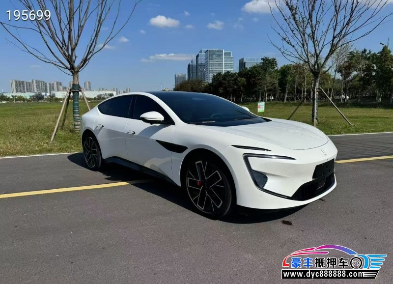 24年阿维塔12轿车抵押车出售