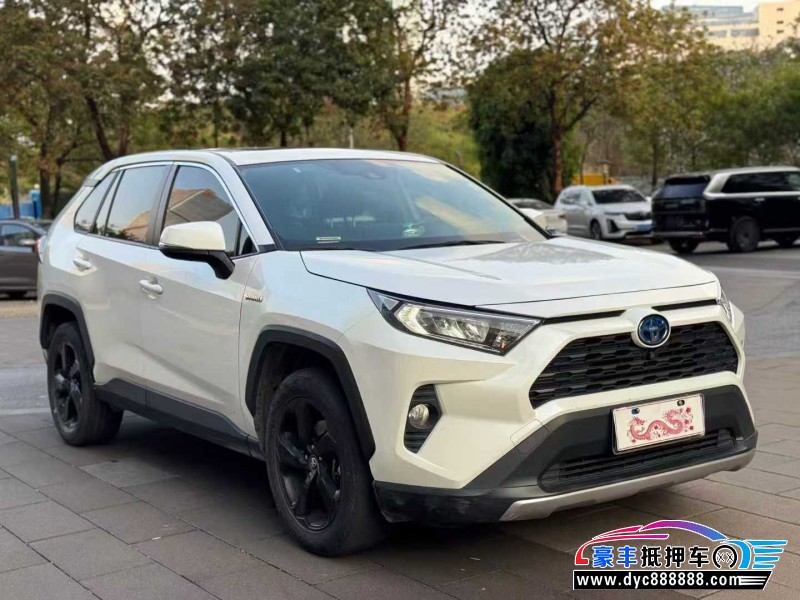 21年丰田RAV4轿车抵押车出售