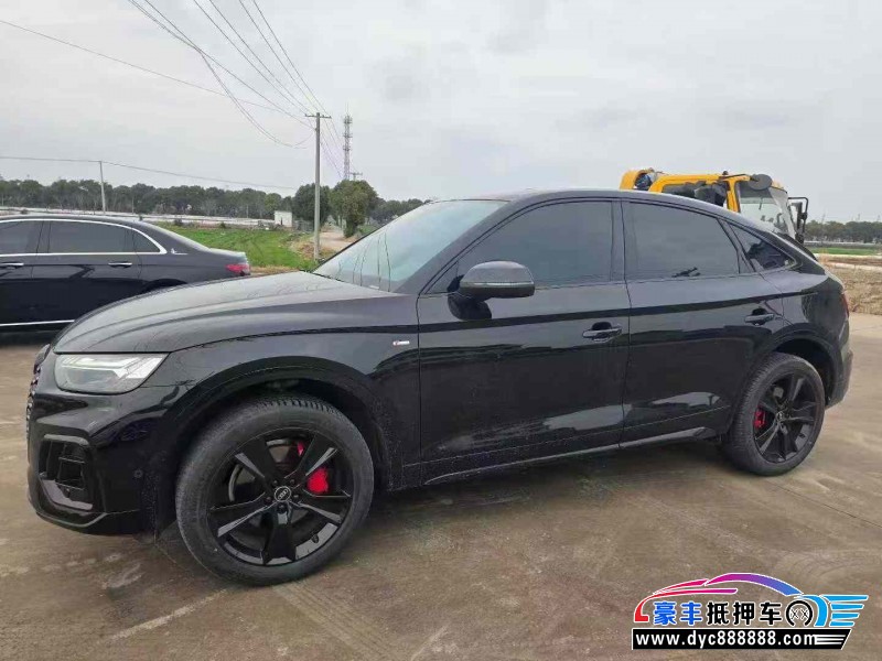 23年奥迪Q5轿车抵押车出售