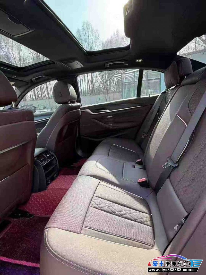 22年宝马5系轿车抵押车出售