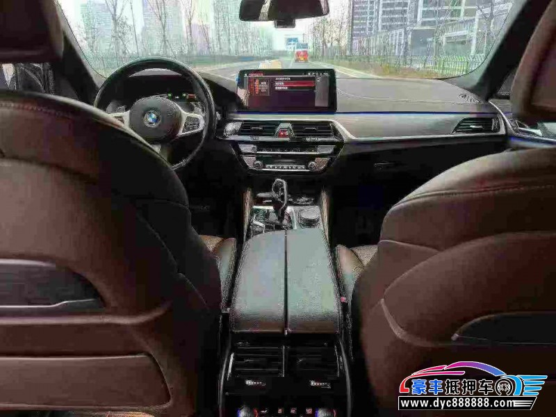 21年宝马5系轿车抵押车出售