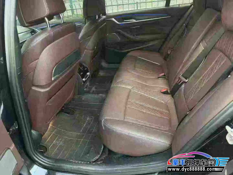 21年宝马5系轿车抵押车出售