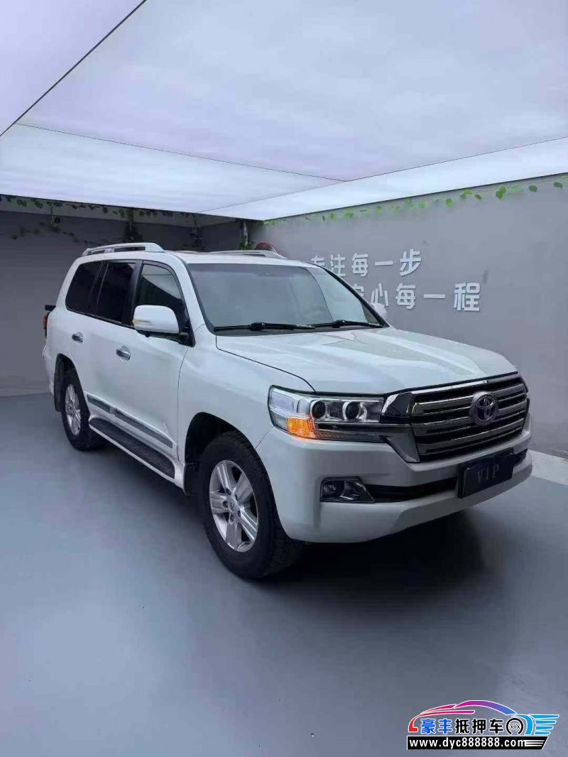 15年丰田兰德酷路泽（陆巡）轿车抵押车出售