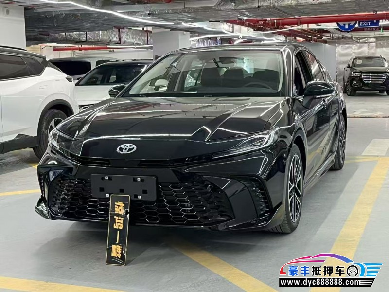 26年丰田凯美瑞轿车抵押车出售