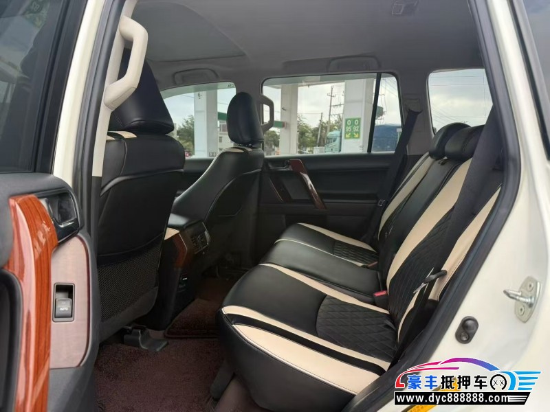 17年丰田普拉多（霸道）轿车抵押车出售