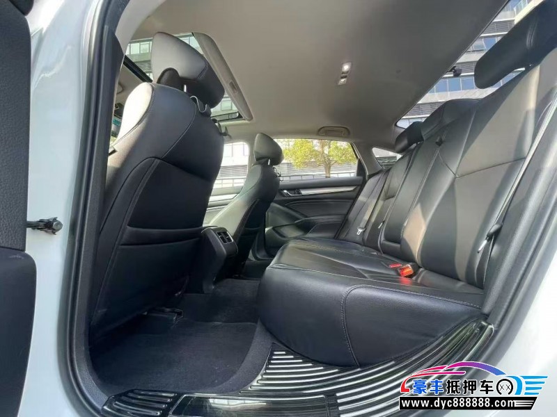 19年本田雅阁轿车抵押车出售