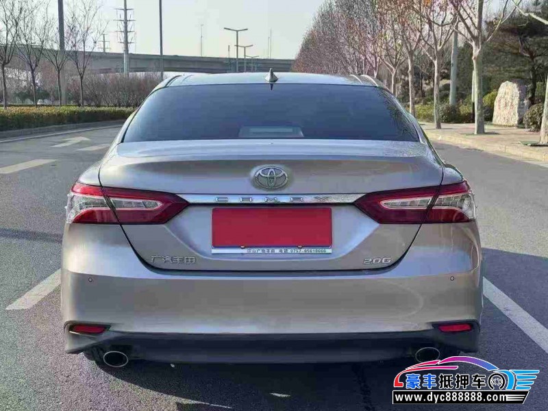 21年丰田凯美瑞轿车抵押车出售