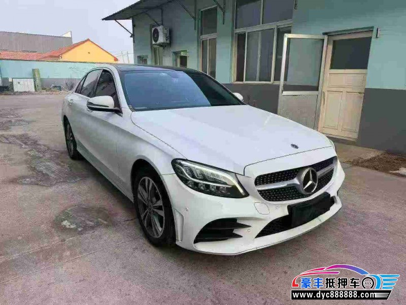 20年奔驰C轿车抵押车出售