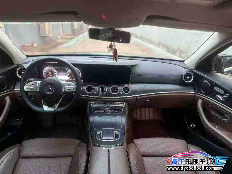 19年奔驰E轿车抵押车出售