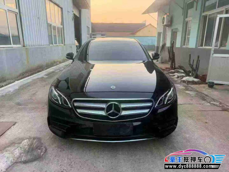 19年奔驰E轿车抵押车出售