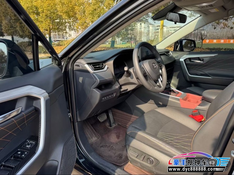 25年丰田RAV4SUV抵押车出售