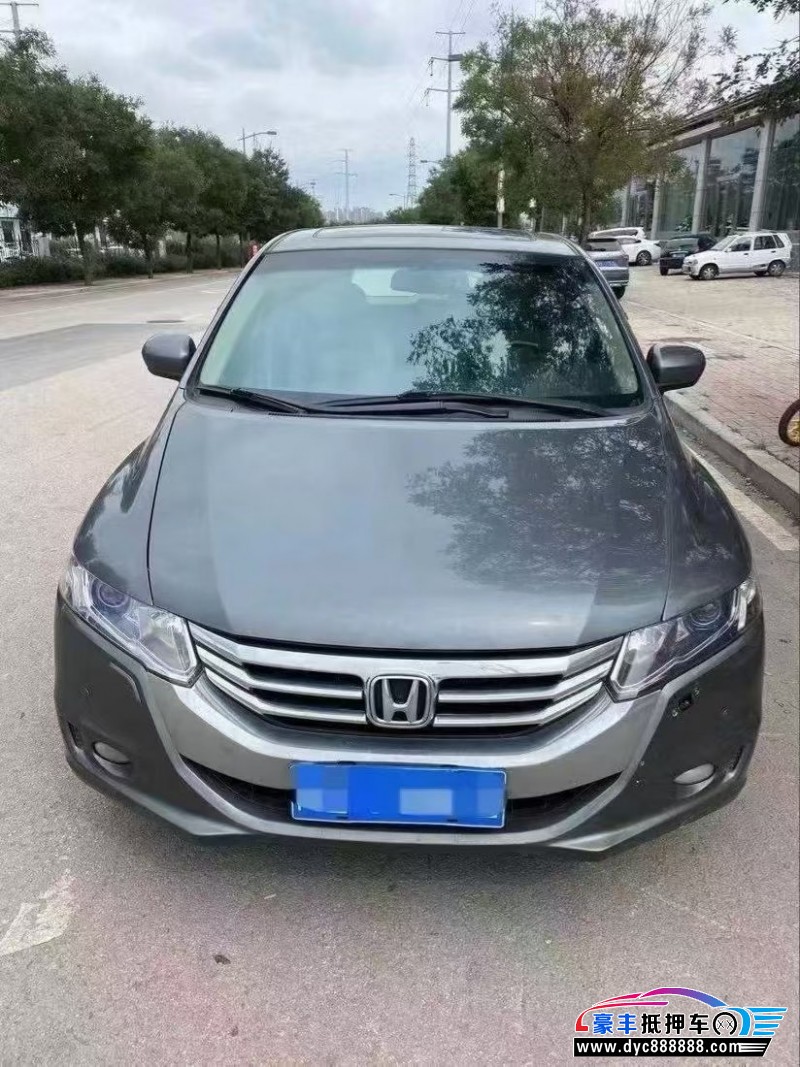 抵押车出售13年本田奥德赛轿车