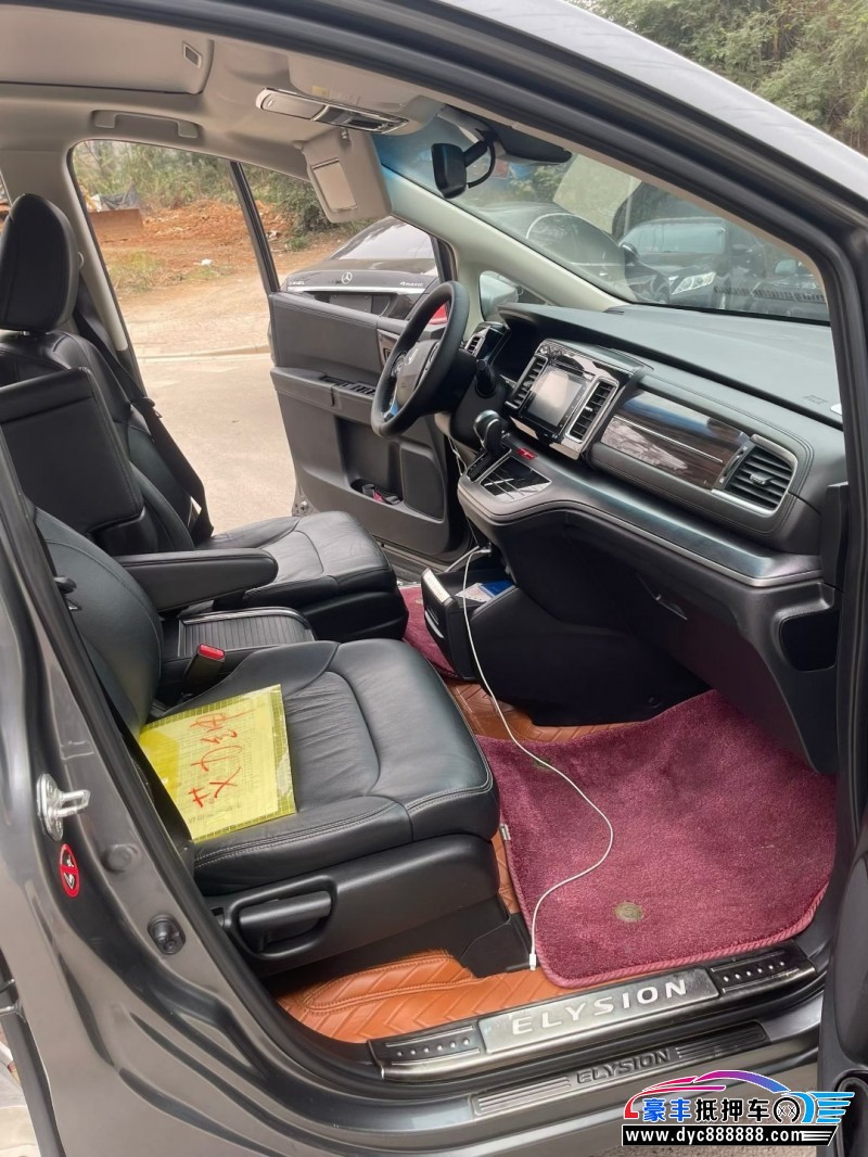 16年本田艾力绅轿车抵押车出售