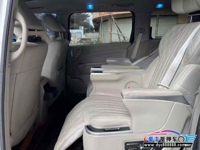 15年本田艾力绅轿车抵押车出售