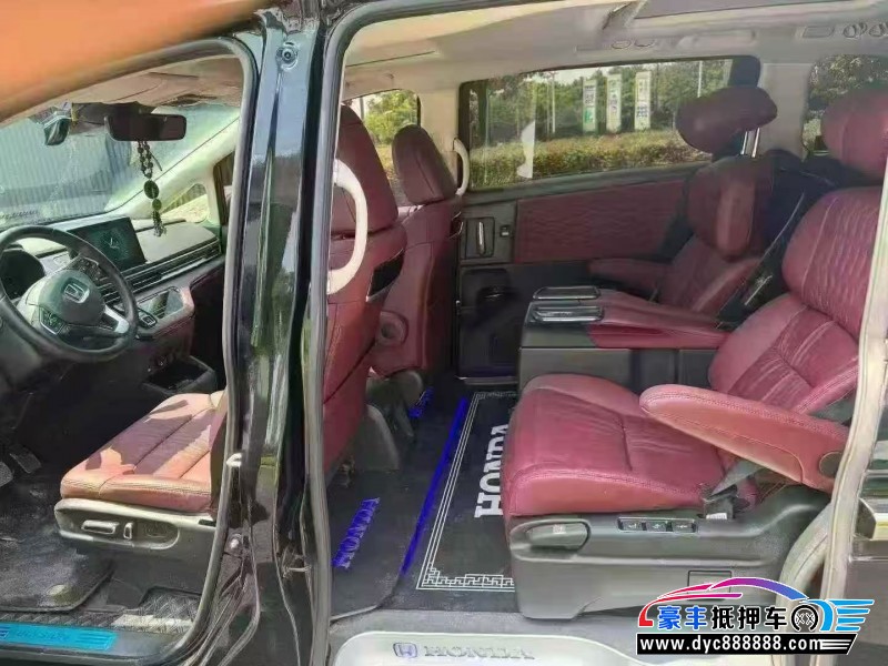 25年本田艾力绅轿车抵押车出售