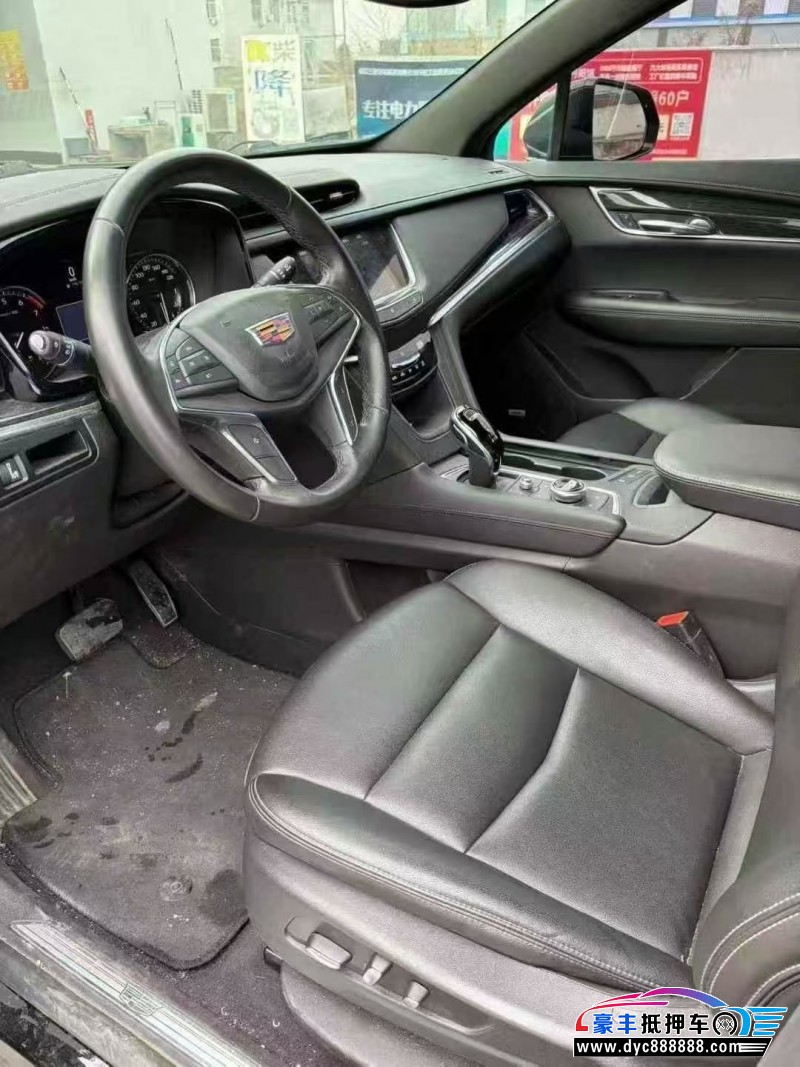20年凯迪拉克XT5轿车抵押车出售