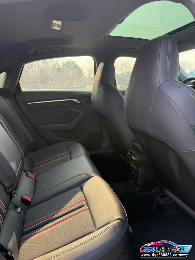 22年奥迪A3轿车抵押车出售