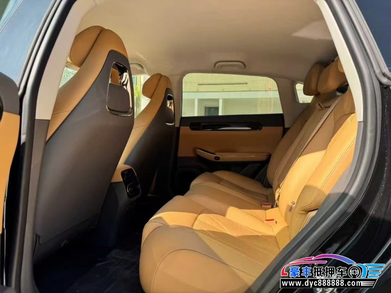 26年零跑c01轿车抵押车出售