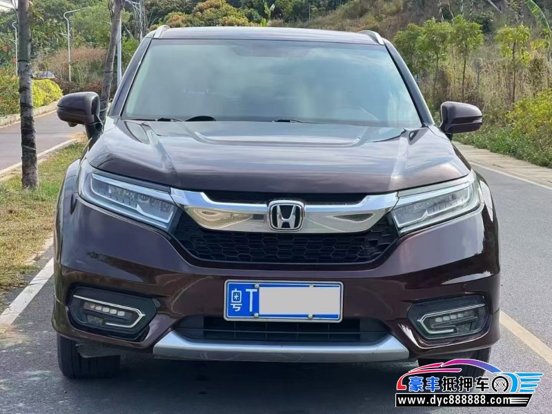 抵押车出售17年本田冠道轿车