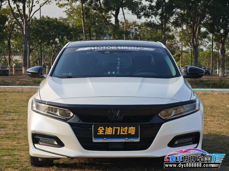 抵押车出售18年本田雅阁轿车