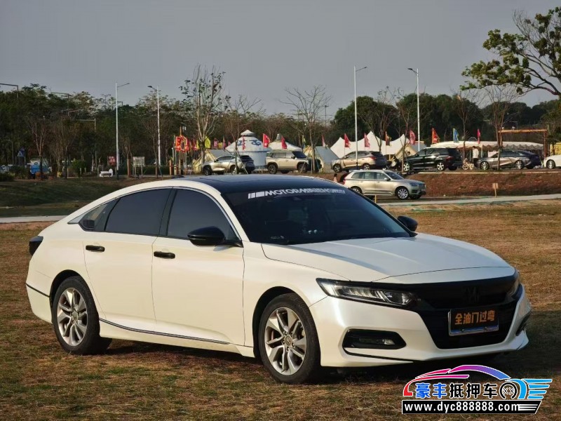 18年本田雅阁轿车抵押车出售