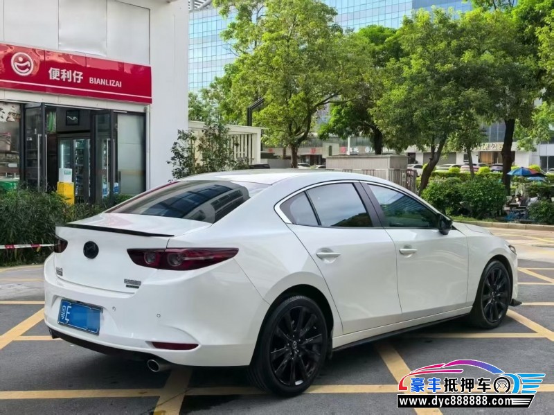 24年马自达马自达3轿车抵押车出售