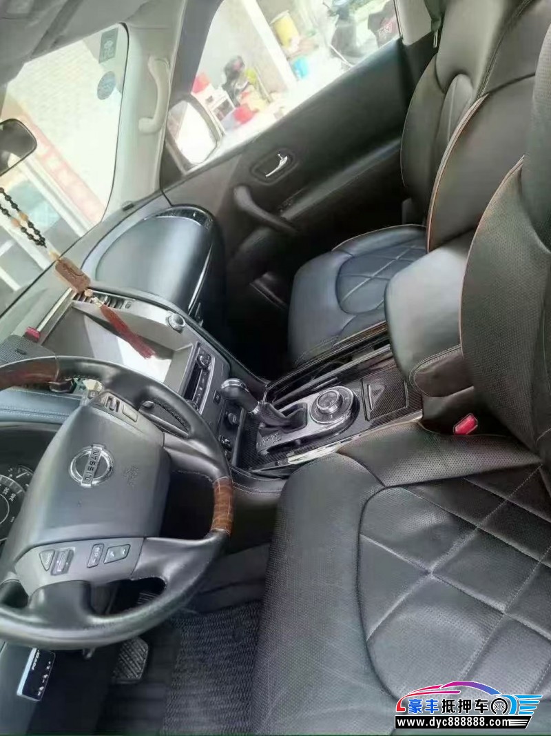 18年日产途乐轿车抵押车出售
