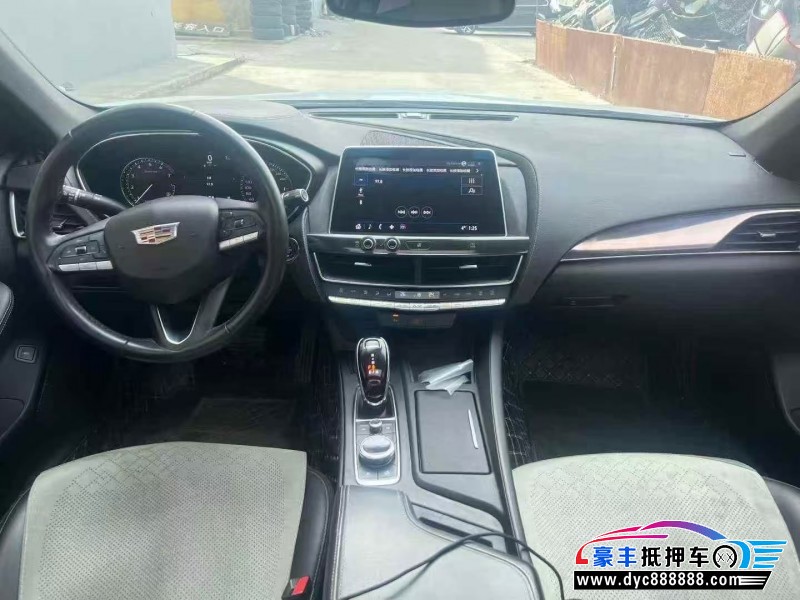 21年凯迪拉克CT5轿车抵押车出售