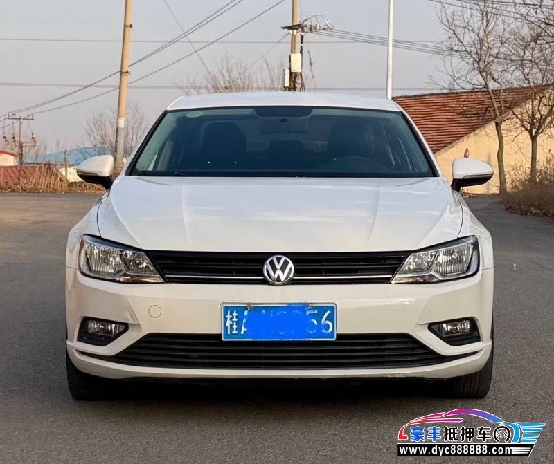 抵押车出售19年大众凌渡轿车