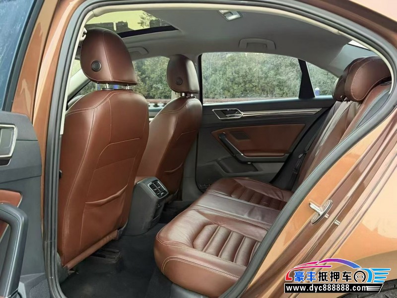 16年大众凌渡轿车抵押车出售