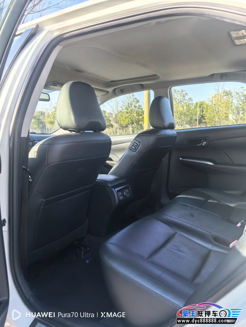 16年丰田凯美瑞轿车抵押车出售