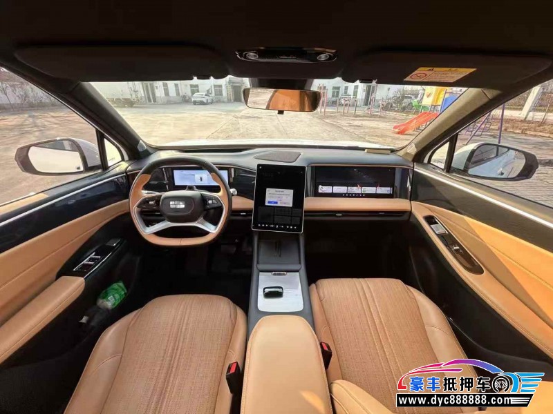 24年吉利银河L7轿车抵押车出售