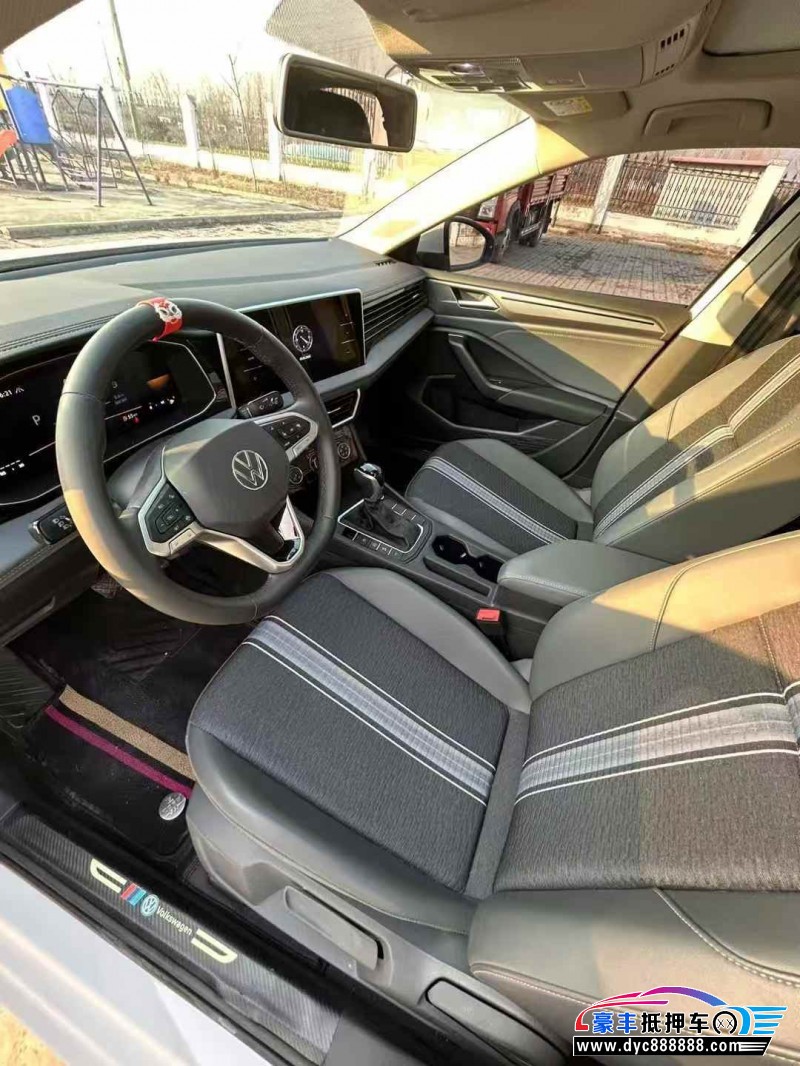 24年大众速腾轿车抵押车出售