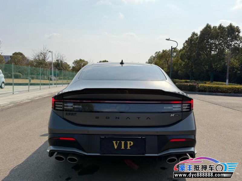 24年现代索纳塔轿车抵押车出售