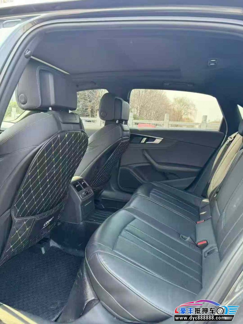 24年奥迪A4L轿车抵押车出售