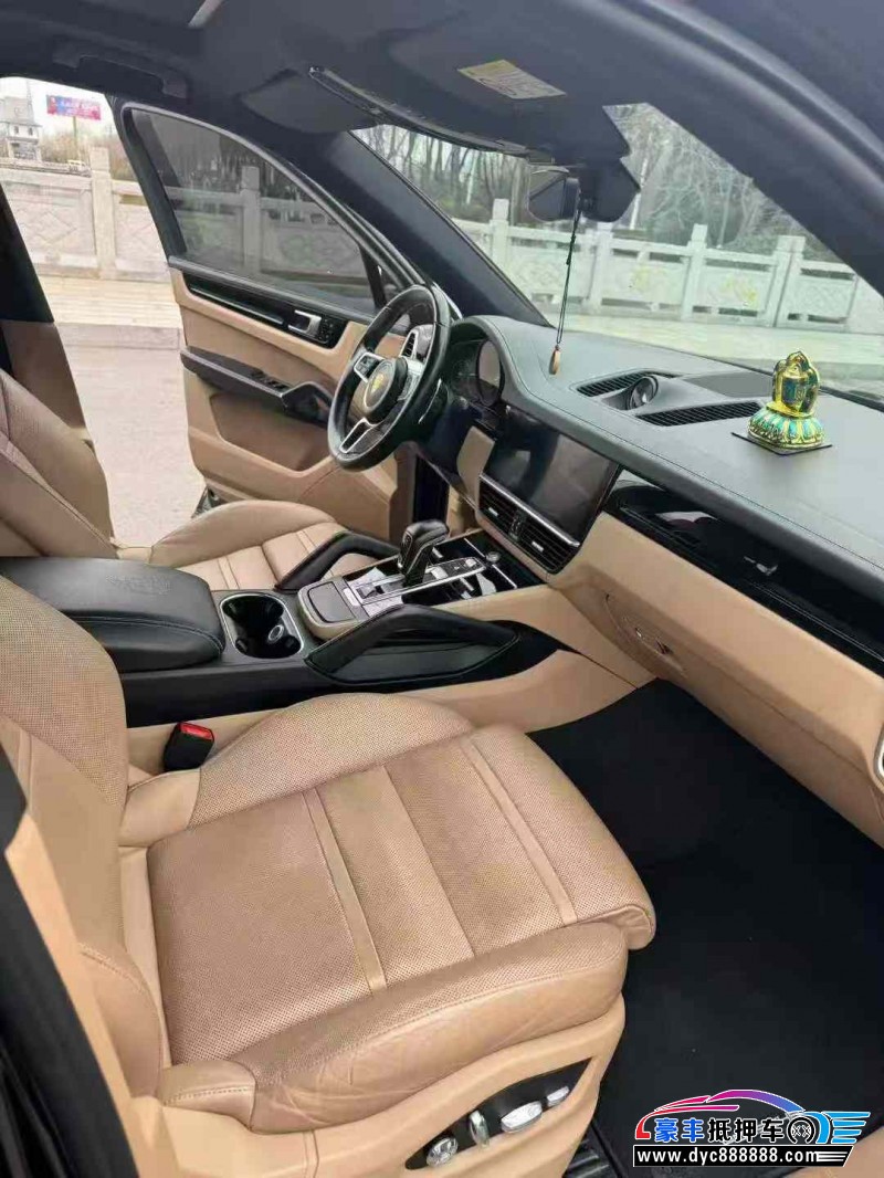 19年保时捷卡宴轿车抵押车出售