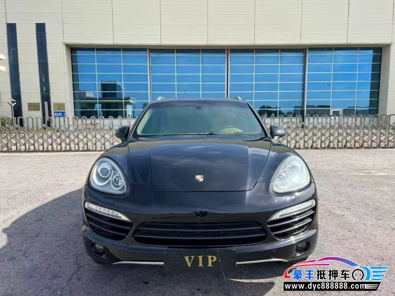 14年保时捷卡宴轿车抵押车出售