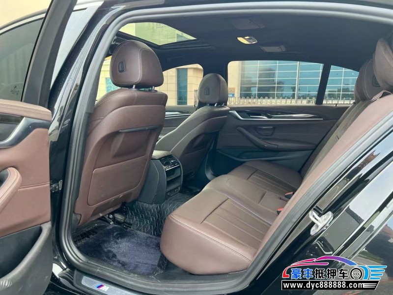 20年宝马5系轿车抵押车出售