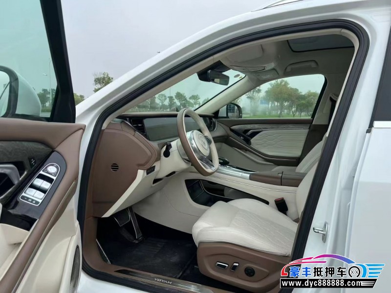 21年岚图FREE轿车抵押车出售