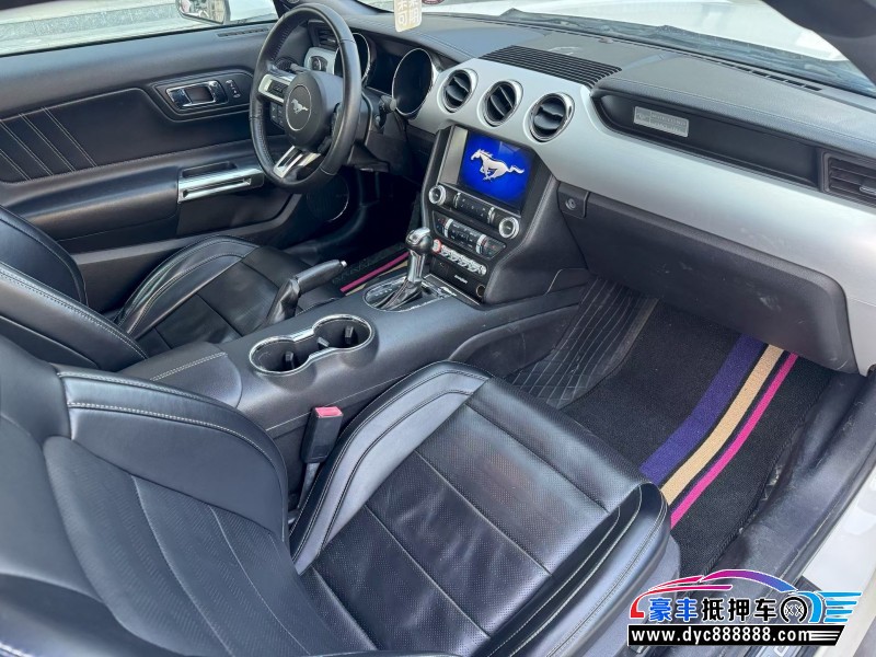 19年福特野马轿车抵押车出售