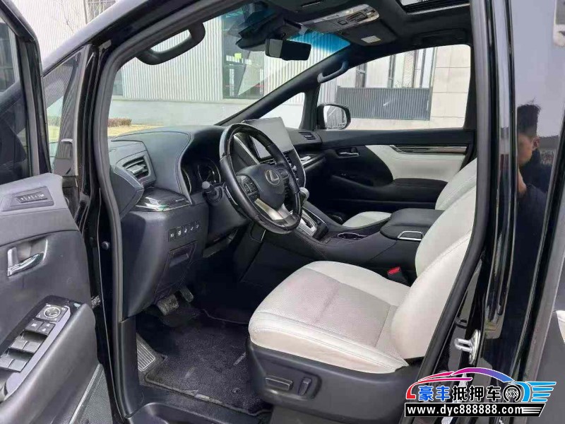 23年雷克萨斯lm轿车抵押车出售