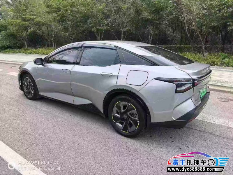 25年丰田BZ3轿车抵押车出售